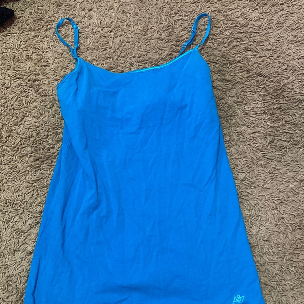 Blue tanktop
